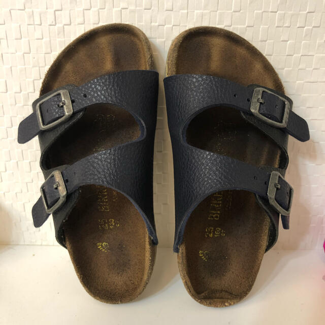 BIRKENSTOCK(ビルケンシュトック)のビルケンシュトック  サンダル キッズ/ベビー/マタニティのキッズ靴/シューズ(15cm~)(サンダル)の商品写真