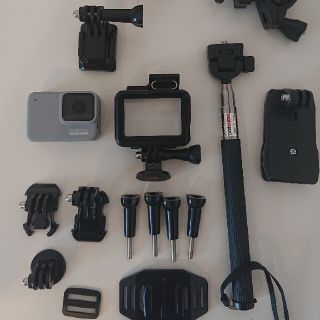 ゴープロ(GoPro)のGoPro HERO7 ホワイト 本体と付属品(ビデオカメラ)