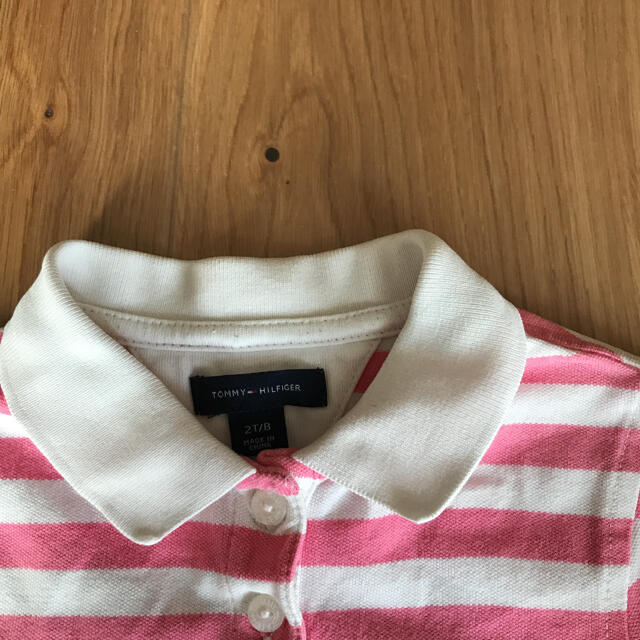 TOMMY HILFIGER(トミーヒルフィガー)のトミーヒルヒィガーボーダーワンピース　90 キッズ/ベビー/マタニティのキッズ服女の子用(90cm~)(ワンピース)の商品写真