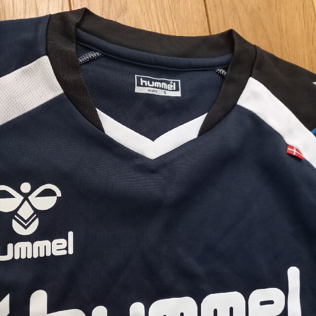 hummel(ヒュンメル)のHummel スポーツウエアTシャツ　tee　150センチから160センチ キッズ/ベビー/マタニティのキッズ服男の子用(90cm~)(Tシャツ/カットソー)の商品写真