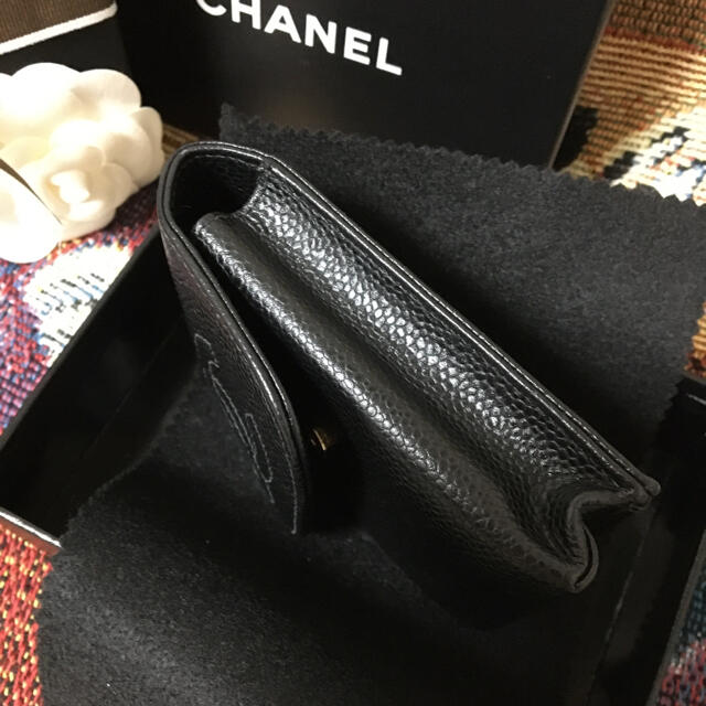 CHANEL(シャネル)の専用  ココマーク キャビアスキン シガレットケース  美品 ブラック正規 メンズのファッション小物(タバコグッズ)の商品写真