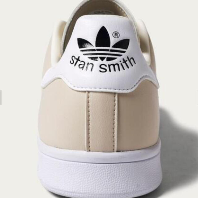 BEAUTY&YOUTH UNITED ARROWS(ビューティアンドユースユナイテッドアローズ)の別注 adidas STAN SMITHスニーカー レディースの靴/シューズ(スニーカー)の商品写真