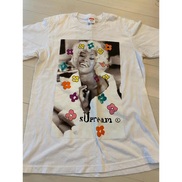Supreme(シュプリーム)の美品　キムタク着用⭐︎supreme Tシャツ　Sサイズ メンズのトップス(Tシャツ/カットソー(半袖/袖なし))の商品写真