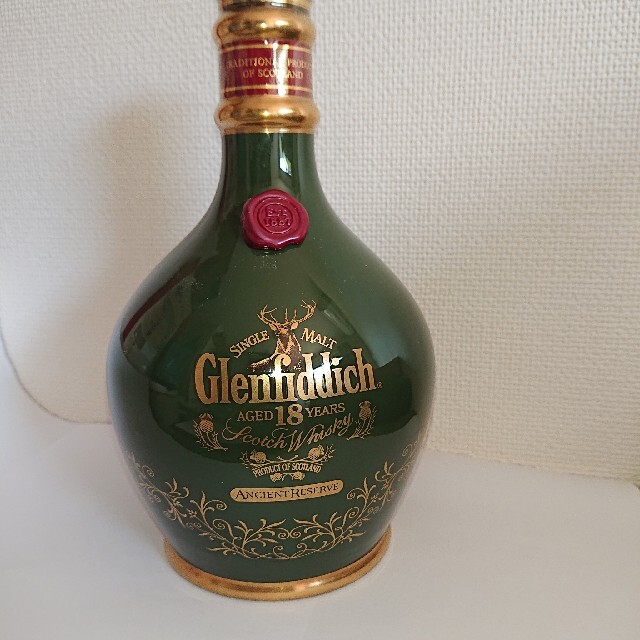 【T-ポイント5倍】 グレンフイデイツク 18年 緑 陶器ボトル ウイスキー 【T-ポイント5倍】 グレンフイデイツク 18年 緑 陶器ボトル ウイスキー