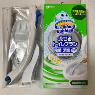 ジョンソン(Johnson's)の【新品未使用】流せるトイレブラシ★ハンドルセット(日用品/生活雑貨)