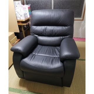 ニトリ(ニトリ)のみか様　専用 美品  ニトリ　電動リクライニングソファー　ビリーバー3  BK(一人掛けソファ)