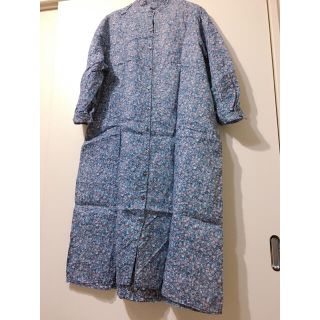 ネストローブ(nest Robe)のnest Robe ネストローブ 小花柄リネンワンピース(ひざ丈ワンピース)