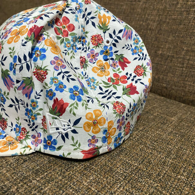 Supreme(シュプリーム)のsupreme  newera メンズの帽子(キャップ)の商品写真