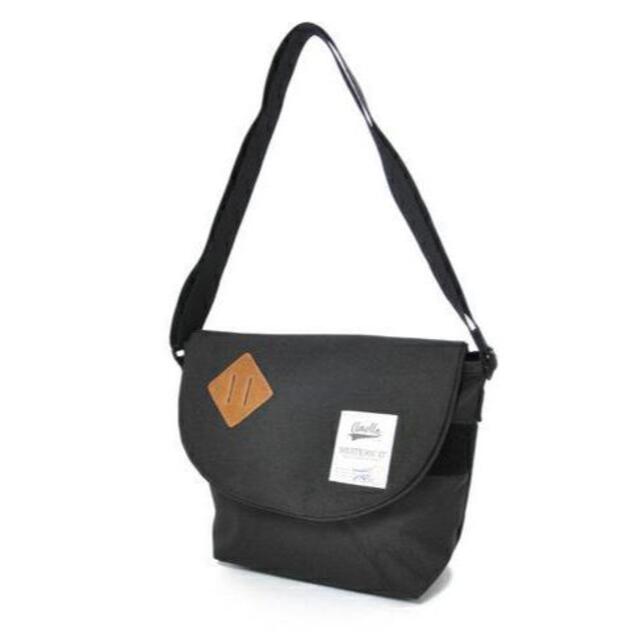 anello(アネロ)の【新品未開封】anello メッセンジャーバッグS ブラック レディースのバッグ(ショルダーバッグ)の商品写真