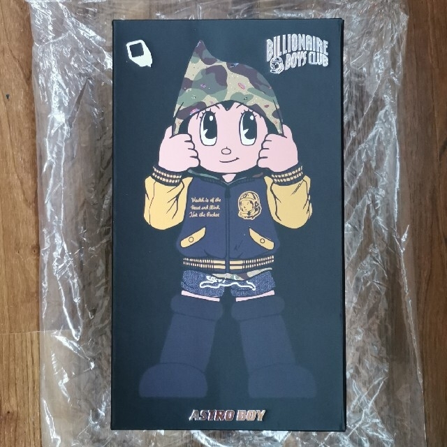 BBC(ビリオネアボーイズクラブ)のToyQube BBC Astro Boy Hoodie Figure Camo エンタメ/ホビーのおもちゃ/ぬいぐるみ(キャラクターグッズ)の商品写真