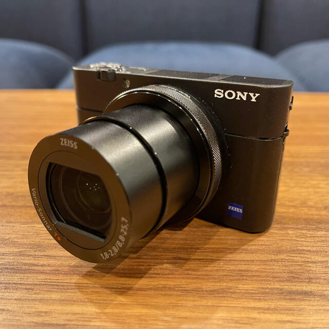 SONY(ソニー)のSONY Cyber−Shot RX DSC-RX100M5 スマホ/家電/カメラのカメラ(コンパクトデジタルカメラ)の商品写真