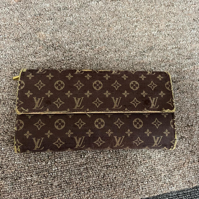 LOUIS VUITTON(ルイヴィトン)のルイヴィトン モノグラムミニランジップ 長財布 レディースのファッション小物(財布)の商品写真