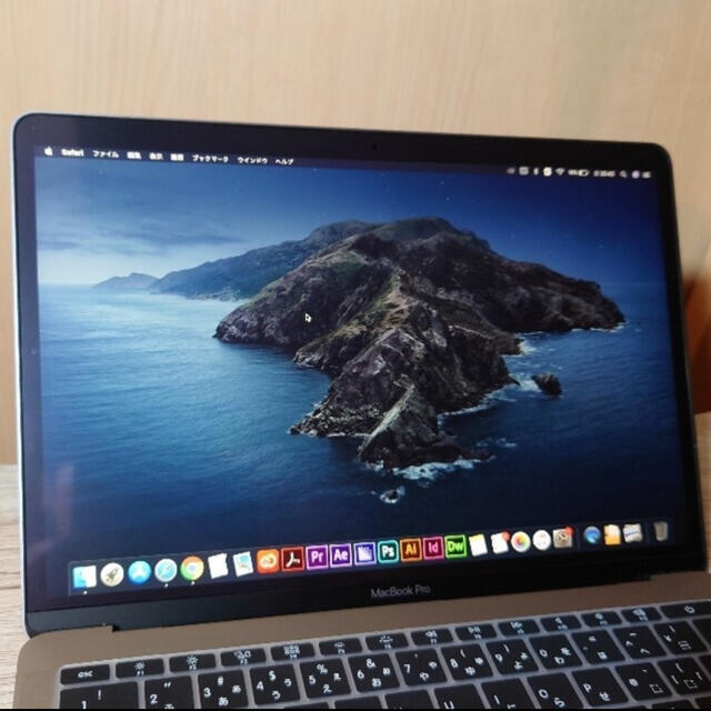 Apple(アップル)のMacbook pro 13inch 2017 充電回数少ない スマホ/家電/カメラのPC/タブレット(ノートPC)の商品写真