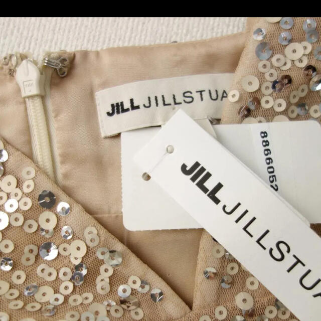 JILLSTUART(ジルスチュアート)のジルスチュアートスパンコールワンピ新品未使用サイズ6（１１号程度） レディースのワンピース(ひざ丈ワンピース)の商品写真