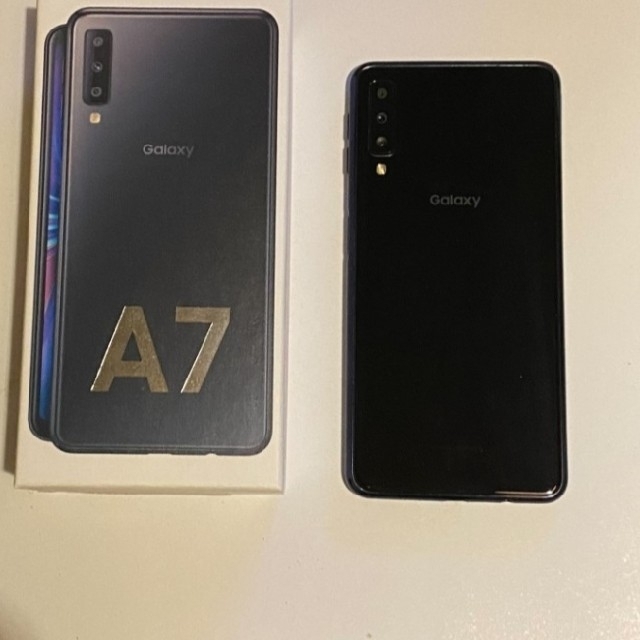 galaxy a7(ブラック)スマートフォン本体