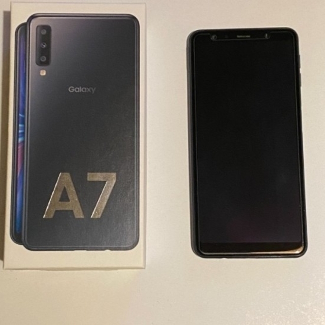 galaxy a7(ブラック) スマホ/家電/カメラのスマートフォン/携帯電話(スマートフォン本体)の商品写真