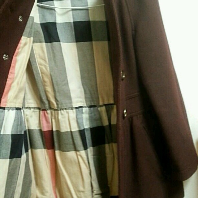 BURBERRY(バーバリー)の値下げ！美品 Burberry コート 140 キッズ/ベビー/マタニティのキッズ服女の子用(90cm~)(コート)の商品写真