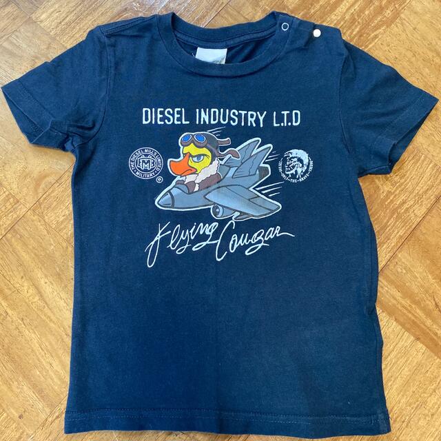 DIESEL(ディーゼル)の【中古】DIESEL キッズTシャツ 36M 100cm キッズ/ベビー/マタニティのキッズ服男の子用(90cm~)(Tシャツ/カットソー)の商品写真