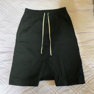 リックオウエンス(Rick Owens)のRick Owens pods shorts(ショートパンツ)