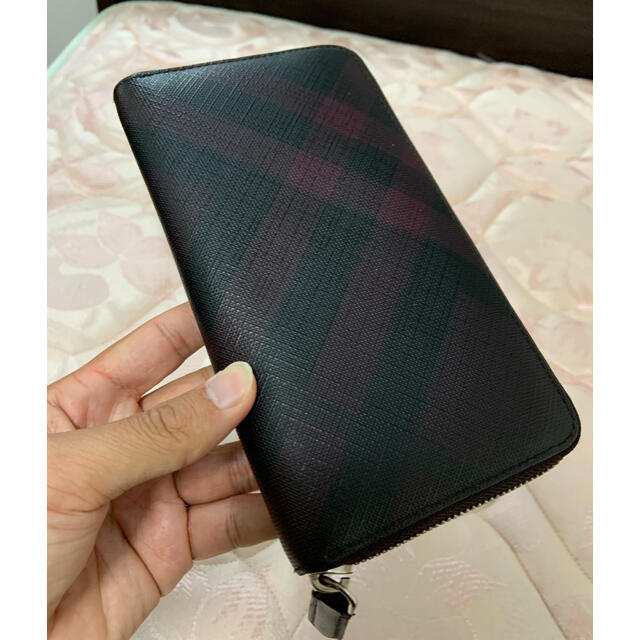 BURBERRY(バーバリー)のBURBERRY 長財布　ロンドンチェック　ラウンドジップ メンズのファッション小物(長財布)の商品写真