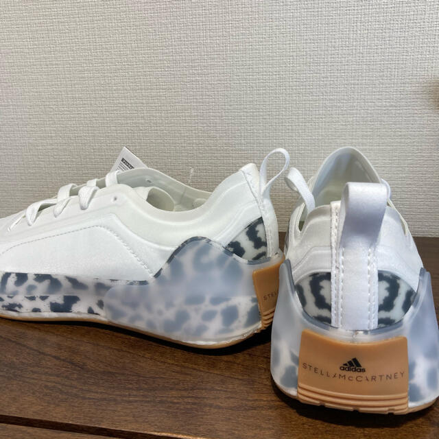 adidas by Stella McCartney(アディダスバイステラマッカートニー)のkirakira様用！アディダスステラマッカートニーtreino 25.5cm レディースの靴/シューズ(スニーカー)の商品写真