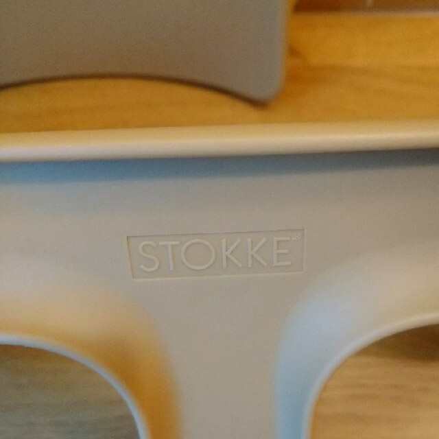 Stokke(ストッケ)の【美品】ストッケ　トリップトラップ　ベビーセット　ナチュラル キッズ/ベビー/マタニティの寝具/家具(その他)の商品写真