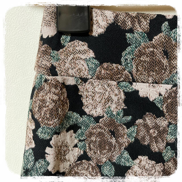 moussy(マウジー)の豆様❤moussy ♥ 大人可愛い 花柄 フラワー ミモレ スカート レディースのスカート(ロングスカート)の商品写真
