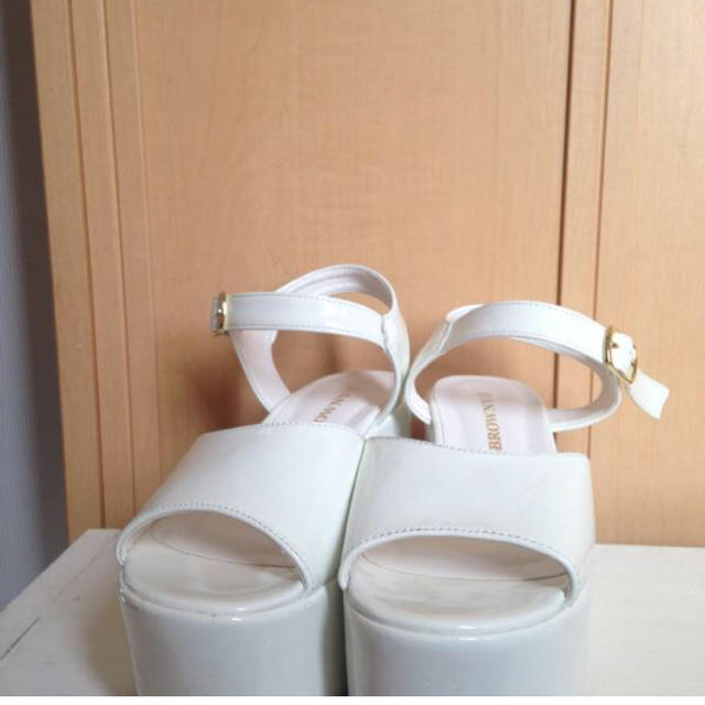WEGO(ウィゴー)の厚底サンダル レディースの靴/シューズ(サンダル)の商品写真