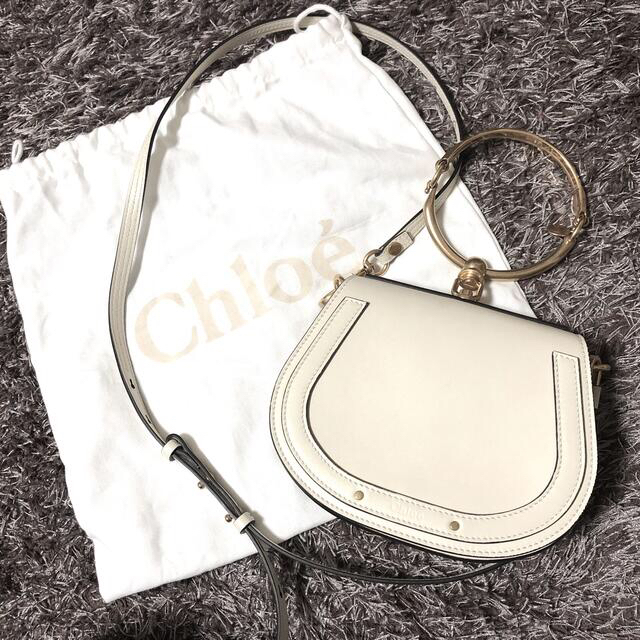 Chloe(クロエ)のクロエ　ナイル　オフホワイト レディースのバッグ(ショルダーバッグ)の商品写真