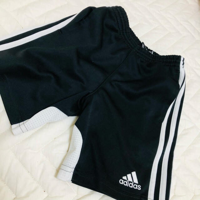 adidas(アディダス)のアディダス ハーフパンツ 130. キッズ/ベビー/マタニティのキッズ服男の子用(90cm~)(パンツ/スパッツ)の商品写真