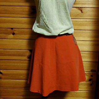 クローラ(CROLLA)のCROLLA オレンジ色のフレアスカート(ミニスカート)