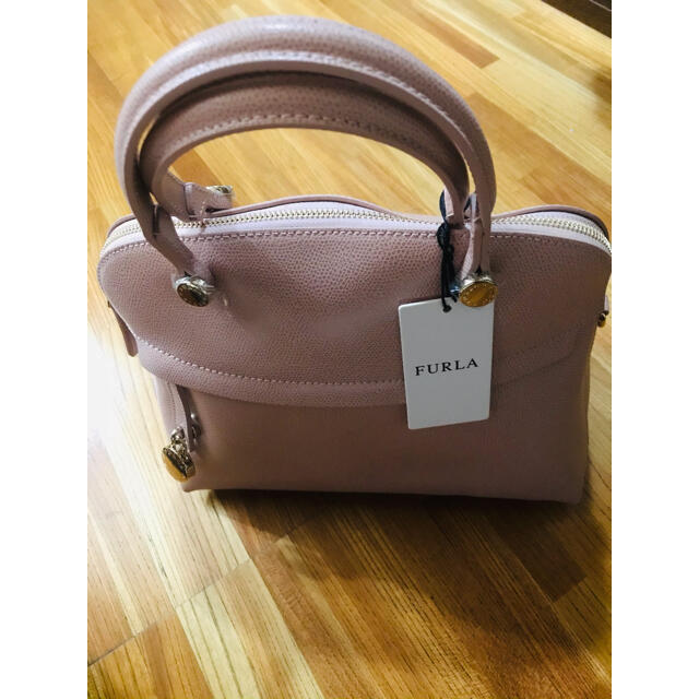 美品✴︎フルラ パイパーバンドバッグ ショルダー furla