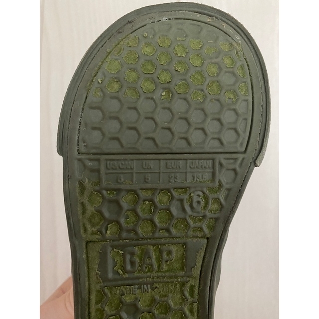 GAP(ギャップ)のGAP スリッポン スニーカー キッズ/ベビー/マタニティのベビー靴/シューズ(~14cm)(スニーカー)の商品写真