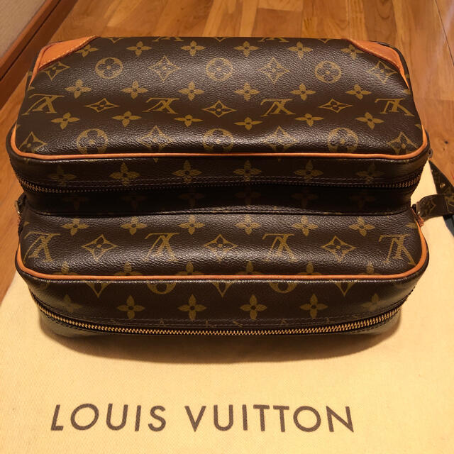 LOUIS VUITTON(ルイヴィトン)のルイヴィトンナイルショルダーバッグ レディースのバッグ(ショルダーバッグ)の商品写真