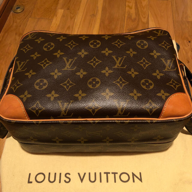 LOUIS VUITTON(ルイヴィトン)のルイヴィトンナイルショルダーバッグ レディースのバッグ(ショルダーバッグ)の商品写真