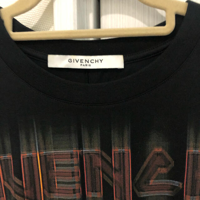 GIVENCHY 大人気　ジバンシー　プリントTシャツ　リカルド