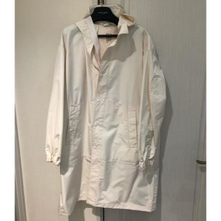 ヘルムートラング(HELMUT LANG)の大人気　HELMUT LANG ヘルムートラング　バックプリント　ナイロンコート(ロングコート)