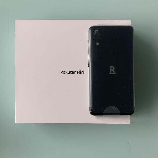 Rakuten(ラクテン)の楽天mini rakuten mini 黒 美品 スマホ/家電/カメラのスマートフォン/携帯電話(スマートフォン本体)の商品写真