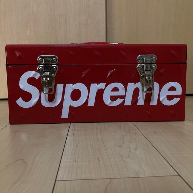 Supreme Diamond Plate Tool Box