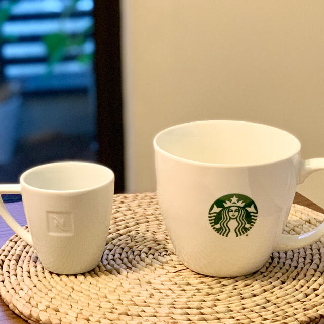 Starbucks Coffee(スターバックスコーヒー)の美品！スタバマグカップ　大サイズ インテリア/住まい/日用品のキッチン/食器(グラス/カップ)の商品写真