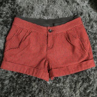 ザラ(ZARA)の★ZARA チェック柄 ウール ショートパンツ(ショートパンツ)