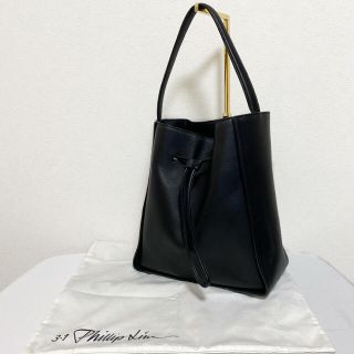 スリーワンフィリップリム(3.1 Phillip Lim)の【美品】フィリップリム ソレイユ ラージ バッグ レザー 黒 レディース メンズ(ショルダーバッグ)