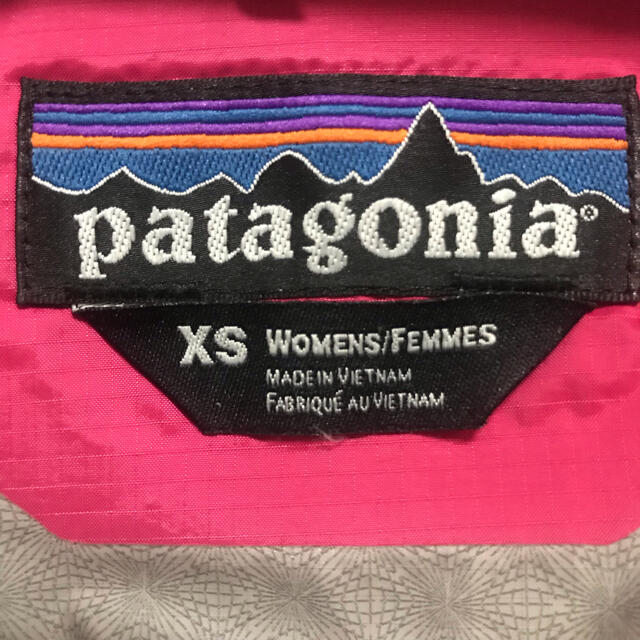 patagonia(パタゴニア)のパタゴニア　マウンテンパーカー レディースのジャケット/アウター(ナイロンジャケット)の商品写真