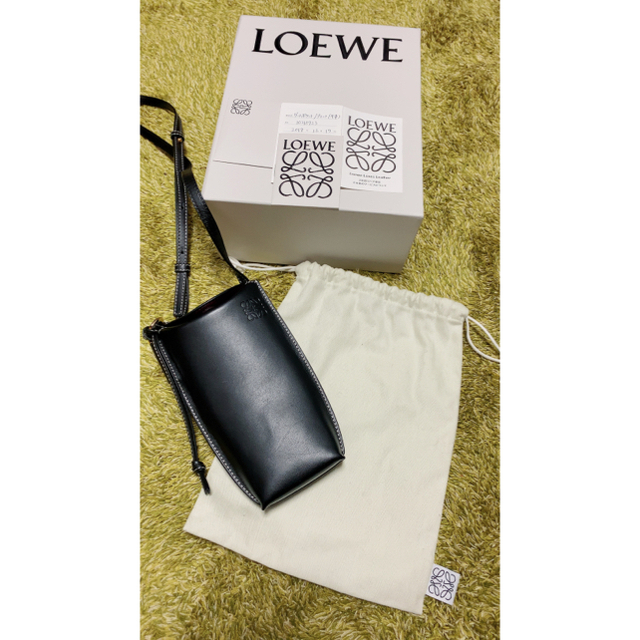 LOEWE(ロエベ)のゆゆゆ様専用【LOEWE】 レディースのバッグ(ショルダーバッグ)の商品写真