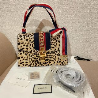 グッチ(Gucci)のまめにゃる様専用⭐︎グッチの限定ハラコレオパード柄シルヴィ(ハンドバッグ)