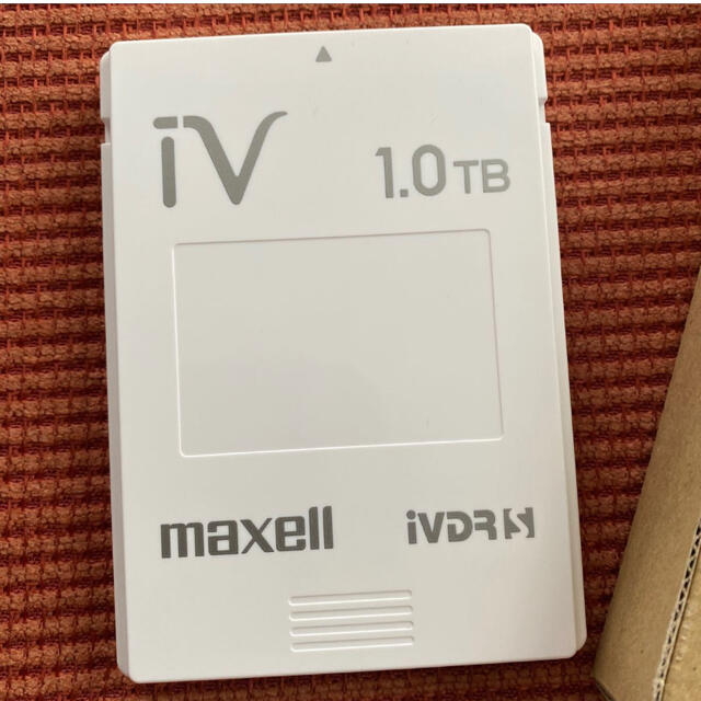 maxell(マクセル)のmaxell ivdr カセット　1TB 美品 スマホ/家電/カメラのテレビ/映像機器(ブルーレイレコーダー)の商品写真