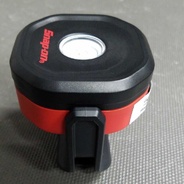 スナップオン Snap-on LED 作業灯 マグネット付き ECPRB042Jの スナップオン Snap-on LED 作業灯 マグネット付き ECPRB042Jの