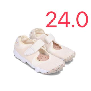 ナイキ(NIKE)のNIKE ナイキ AIR RIFT エアリフト BEIGE ベージュ 24(スニーカー)