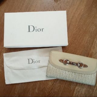 ディオール(Christian Dior) 白 財布(レディース)の通販 27点