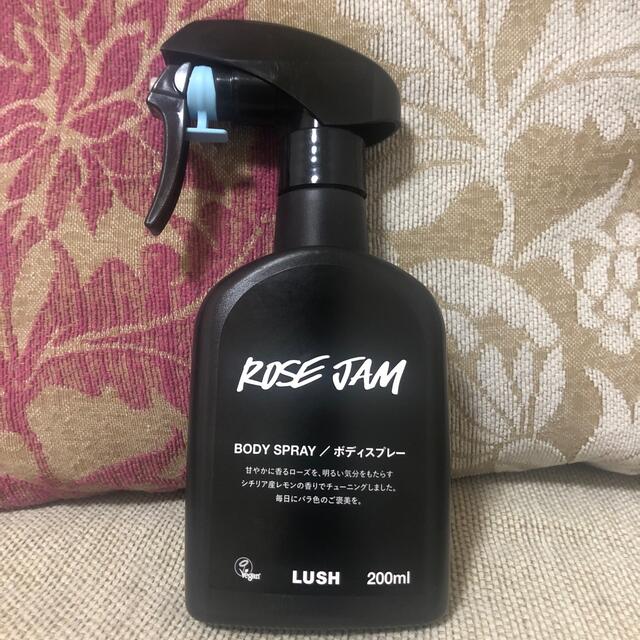 LUSH(ラッシュ)のラッシュ　ボディスプレー　ローズジャム コスメ/美容の香水(香水(女性用))の商品写真